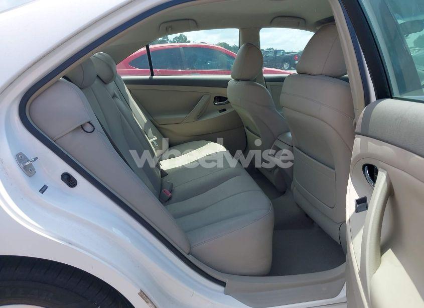 Photo 8 of 2007 Toyota Camry LE (VIN KNAFU4A2XC5******)