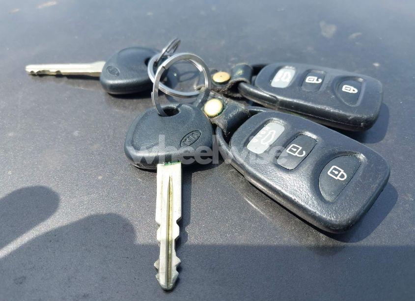 Photo 11 of 2012 Kia Forte EX (VIN KNAFU4A2XC5560702)