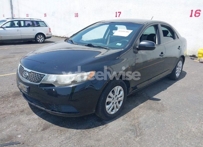 Photo 2 of 2012 Kia Forte EX (VIN KNAFU4A2XC5599984)