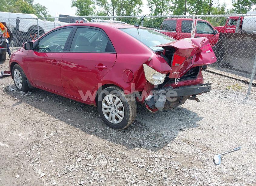 Photo 3 of 2013 Kia Forte EX (VIN KNAFU4A2XD5715136)