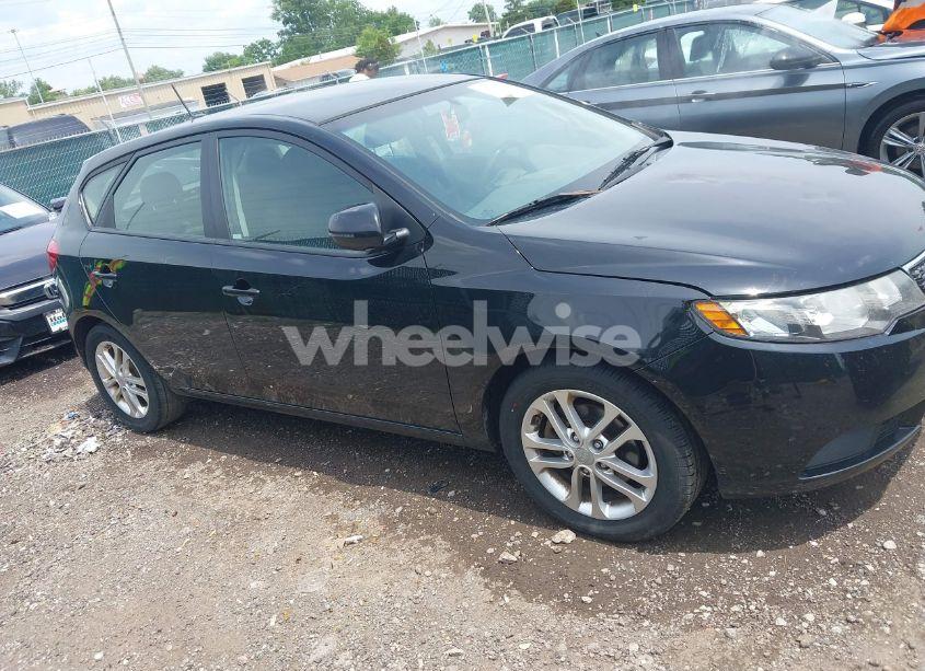 Photo 13 of 2011 Kia Forte EX (VIN KNAFU5A22B5328860)