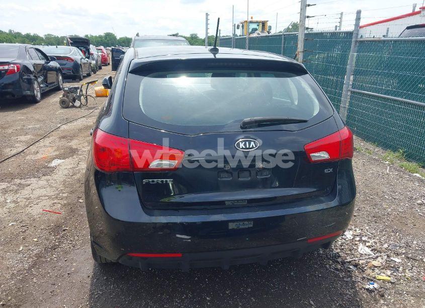 Photo 16 of 2011 Kia Forte EX (VIN KNAFU5A22B5328860)