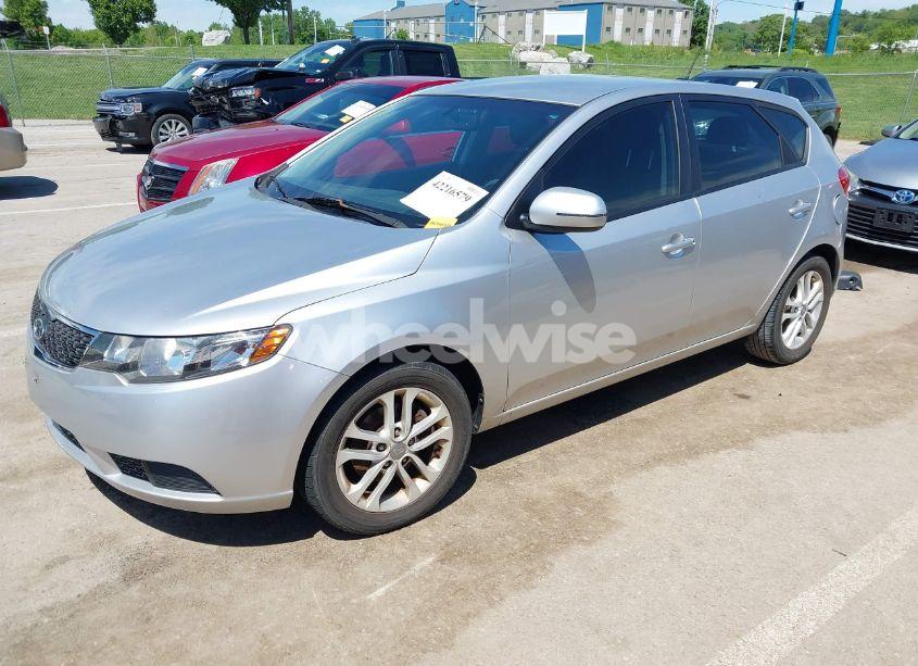 Photo 2 of 2011 Kia Forte EX (VIN KNAFU5A23B5377856)