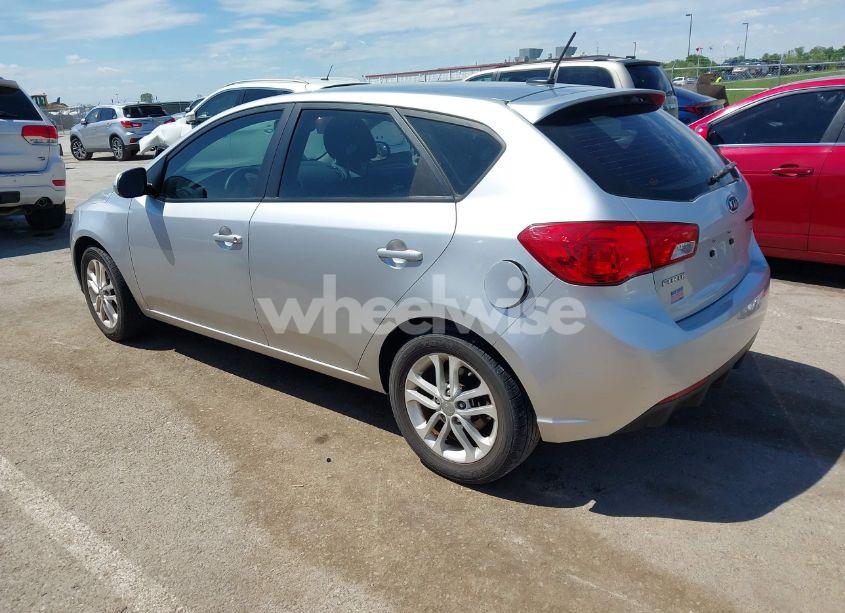 Photo 3 of 2011 Kia Forte EX (VIN KNAFU5A23B5377856)
