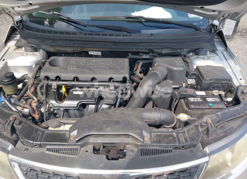 Photo 10 of 2011 Kia Forte EX (VIN KNAFU5A25B5442156)