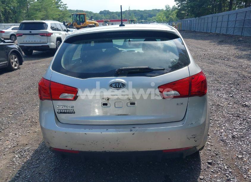 Photo 16 of 2011 Kia Forte EX (VIN KNAFU5A25B5442156)