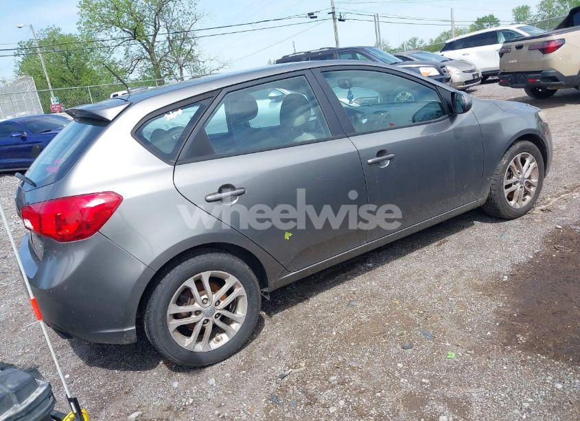 Photo 4 of 2011 Kia Forte EX (VIN KNAFU5A28B5418322)