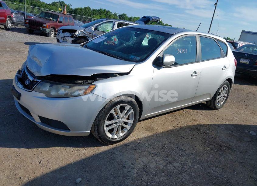 Photo 2 of 2011 Kia Forte EX (VIN KNAFU5A29B5337393)
