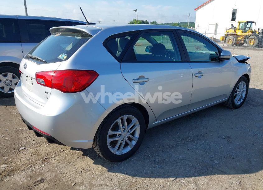 Photo 4 of 2011 Kia Forte EX (VIN KNAFU5A29B5337393)