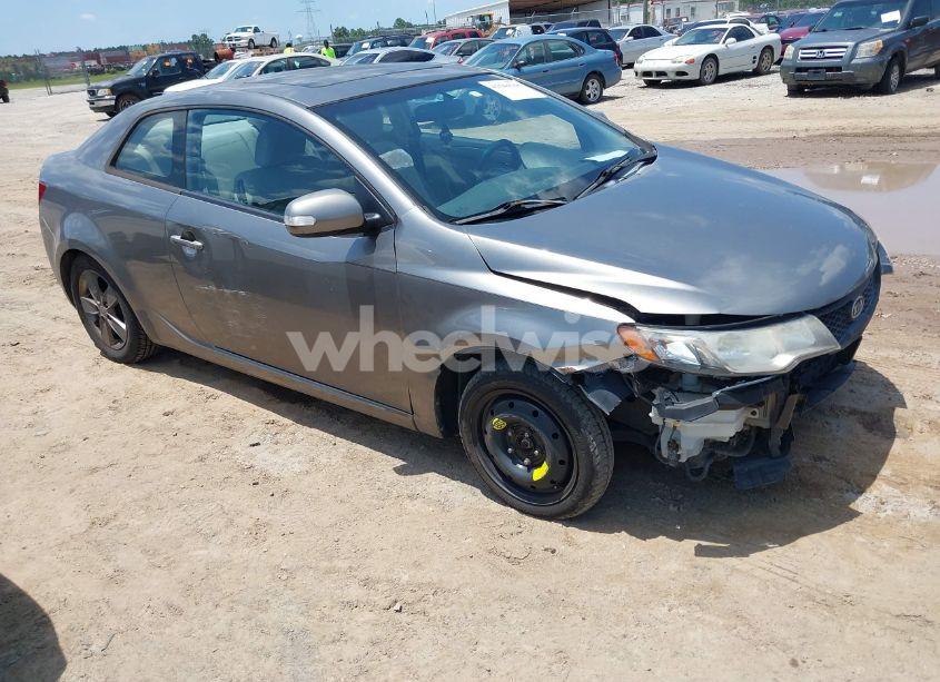 2010 Kia Forte KOUP EX (VIN KNAFU6A20A5186884) main photo