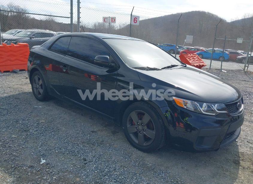 2011 Kia Forte KOUP EX (VIN KNAFU6A22B5453749) main photo