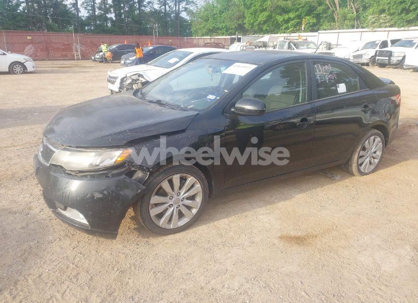 Photo 2 of 2013 Kia Forte SX (VIN KNAFW4A32D5675024)