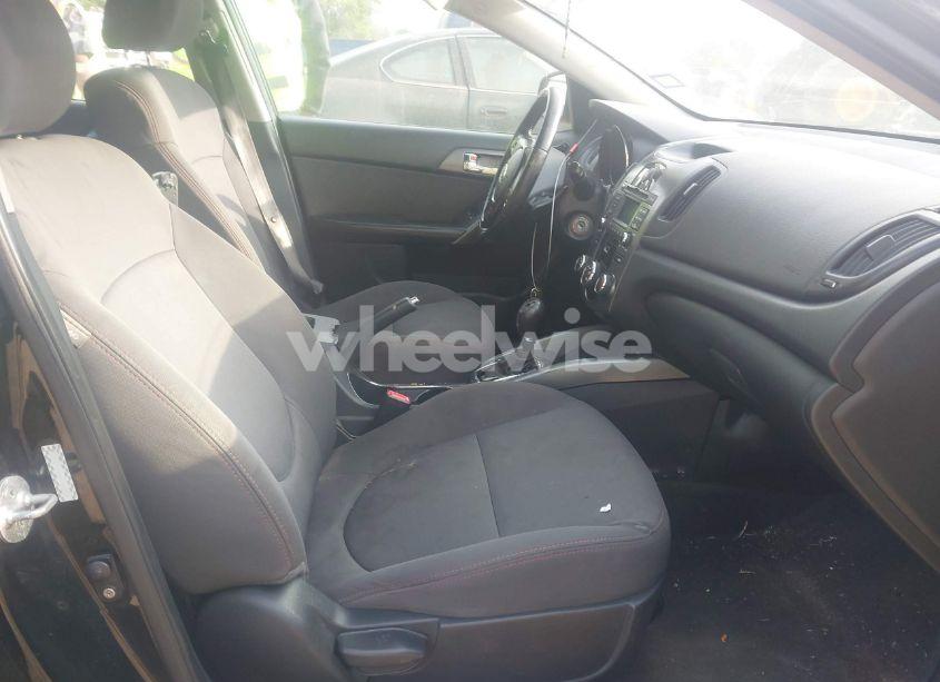 Photo 5 of 2013 Kia Forte SX (VIN KNAFW4A32D5675024)