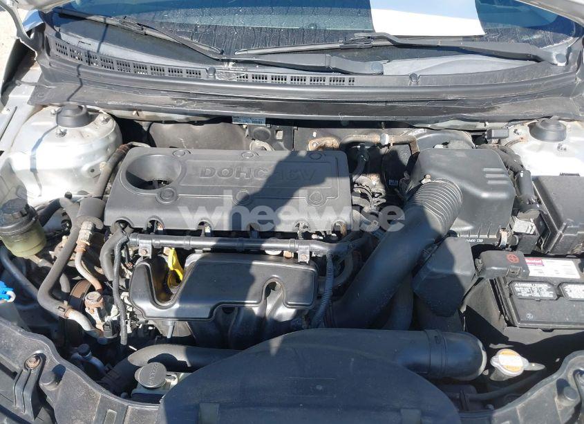 Photo 10 of 2012 Kia Forte SX (VIN KNAFW5A32C5572660)