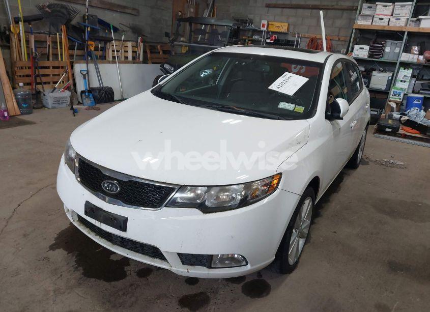 Photo 2 of 2011 Kia Forte SX (VIN KNAFW5A36B5356213)