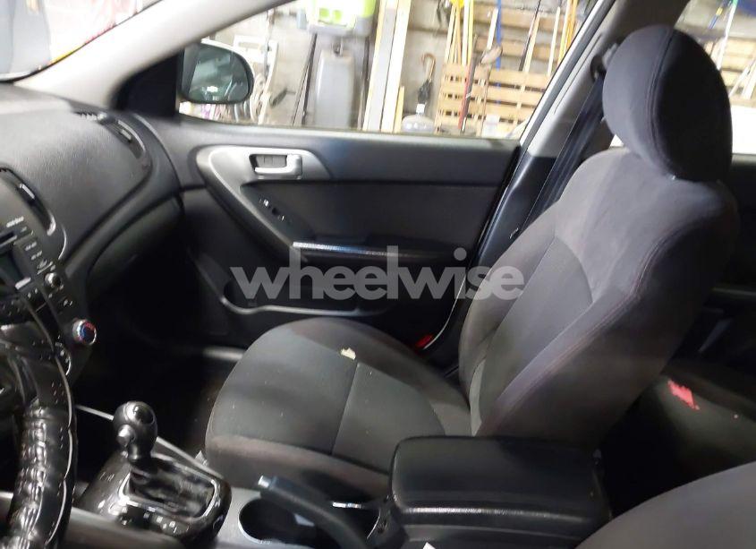 Photo 5 of 2011 Kia Forte SX (VIN KNAFW5A36B5356213)