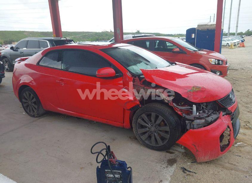 Photo 14 of 2011 Kia Forte KOUP SX (VIN KNAFW6A30B5331622)