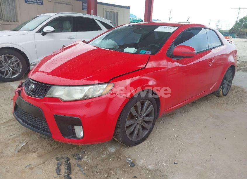Photo 2 of 2011 Kia Forte KOUP SX (VIN KNAFW6A30B5331622)