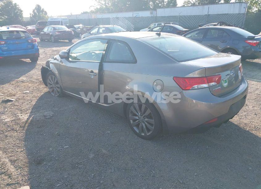 Photo 3 of 2013 Kia Forte KOUP SX (VIN KNAFW6A30D5674711)