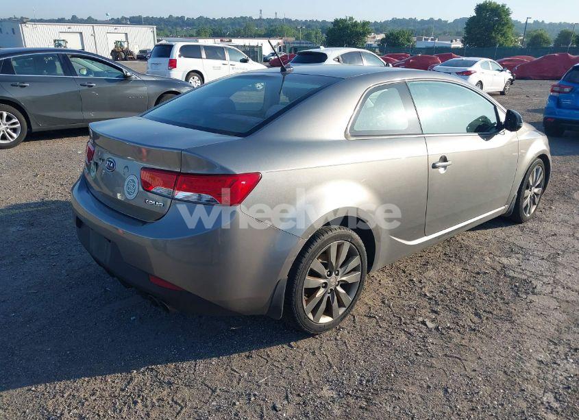 Photo 4 of 2013 Kia Forte KOUP SX (VIN KNAFW6A30D5674711)
