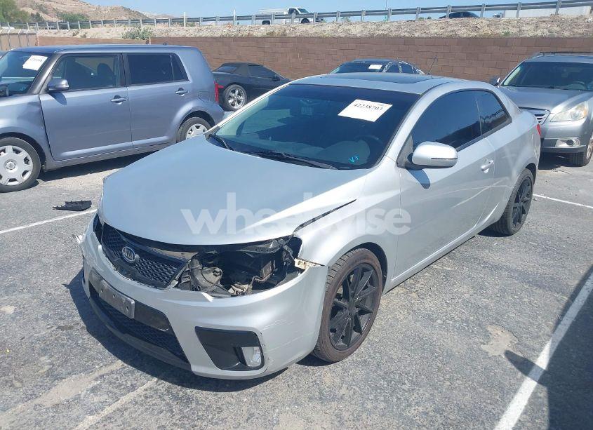 Photo 2 of 2011 Kia Forte KOUP SX (VIN KNAFW6A33B5418835)