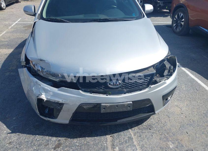 Photo 6 of 2011 Kia Forte KOUP SX (VIN KNAFW6A33B5418835)