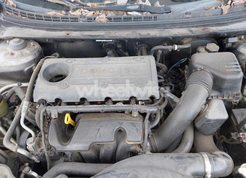 Photo 10 of 2013 Kia Forte KOUP SX (VIN KNAFW6A36D5671165)