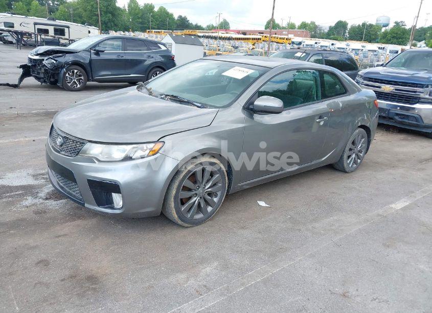 Photo 2 of 2013 Kia Forte KOUP SX (VIN KNAFW6A36D5671165)