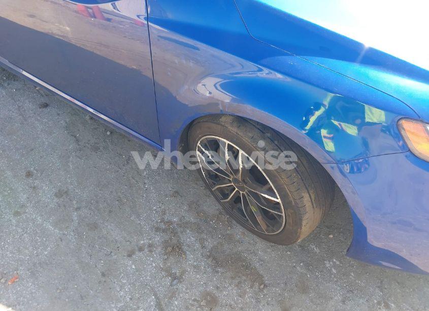 Photo 6 of 2010 Kia Forte KOUP SX (VIN KNAFW6A39A5312078)