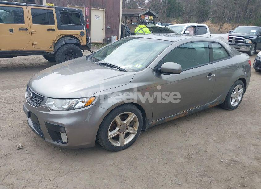 Photo 2 of 2012 Kia Forte KOUP SX (VIN KNAFW6A3XC5638233)