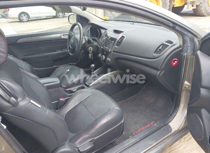 Photo 5 of 2012 Kia Forte KOUP SX (VIN KNAFW6A3XC5638233)