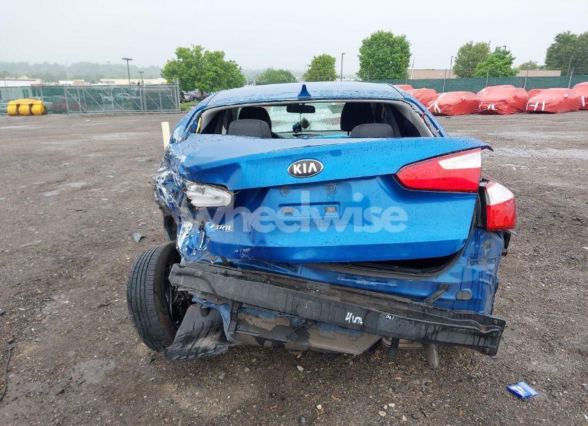 Photo 15 of 2015 Kia Forte LX (VIN KNAFX4A60F5259581)