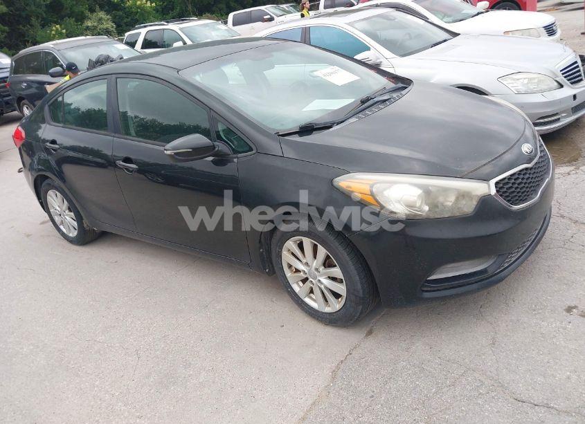 2015 Kia Forte LX (VIN KNAFX4A60F5274467) main photo