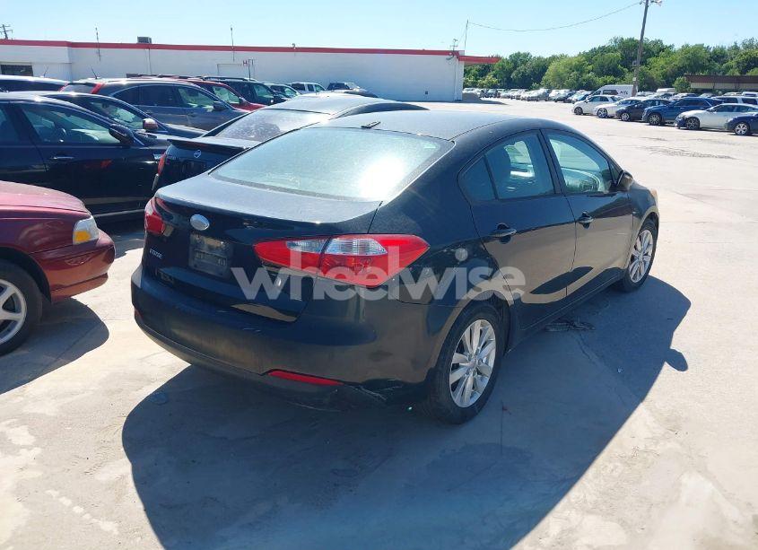 Photo 4 of 2015 Kia Forte LX (VIN KNAFX4A60F5274467)