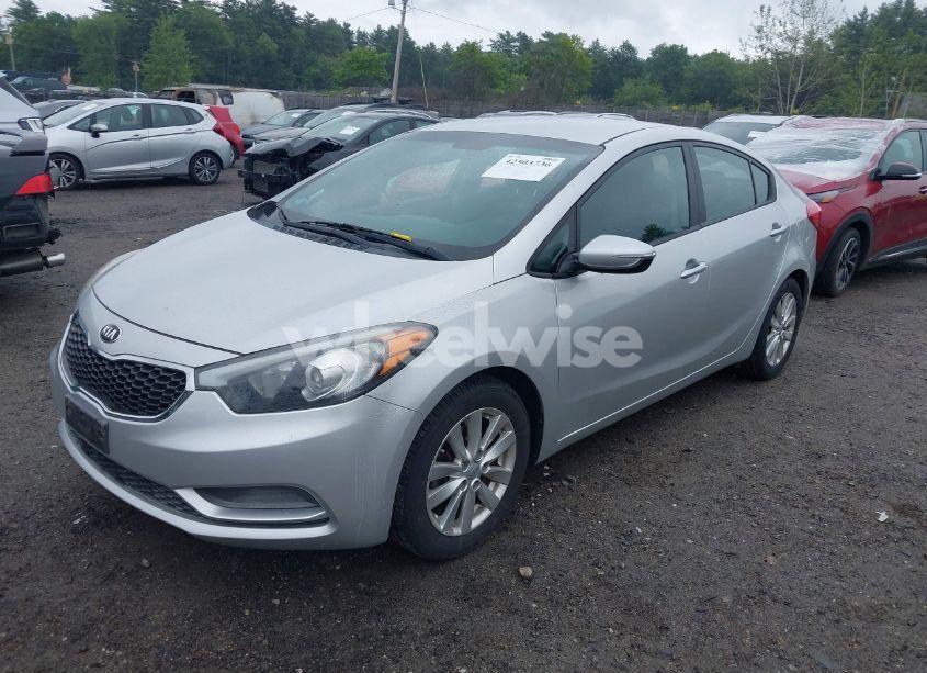 Photo 2 of 2015 Kia Forte LX (VIN KNAFX4A60F5276056)