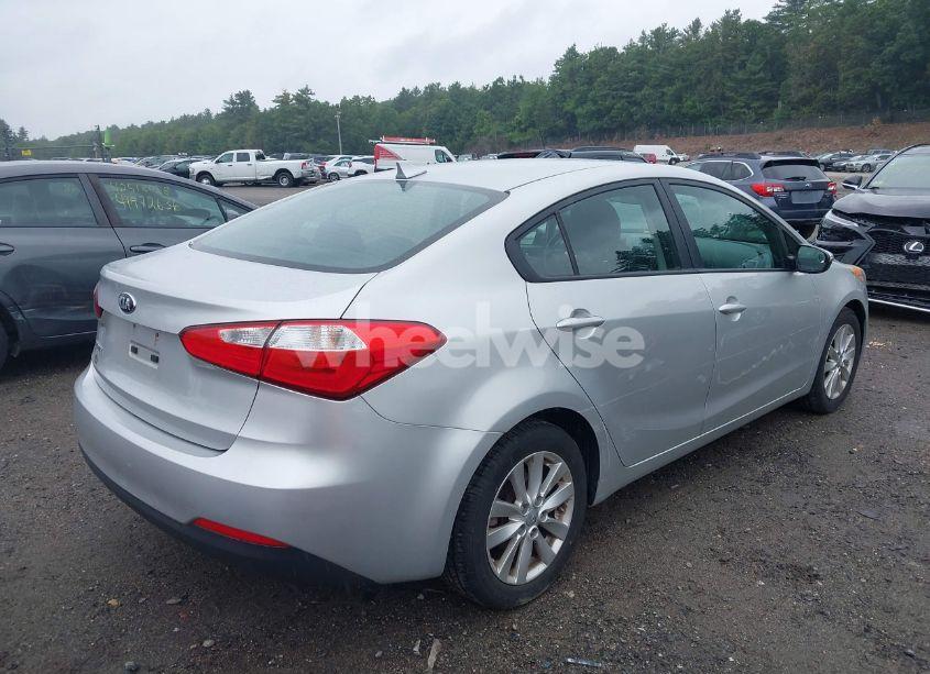 Photo 4 of 2015 Kia Forte LX (VIN KNAFX4A60F5276056)
