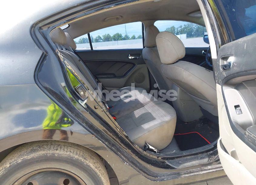 Photo 8 of 2015 Kia Forte LX (VIN KNAFX4A60F5376478)