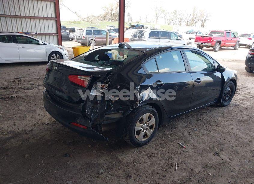 Photo 4 of 2015 Kia Forte LX (VIN KNAFX4A60F5420401)