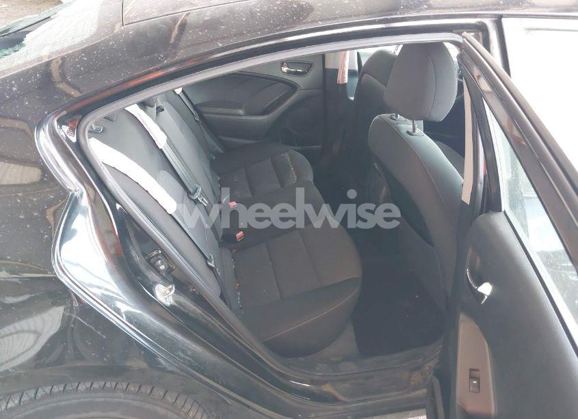 Photo 8 of 2015 Kia Forte LX (VIN KNAFX4A60F5420401)