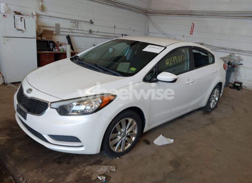 Photo 2 of 2014 Kia Forte LX (VIN KNAFX4A61E5098902)