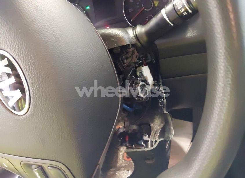 Photo 6 of 2014 Kia Forte LX (VIN KNAFX4A61E5098902)