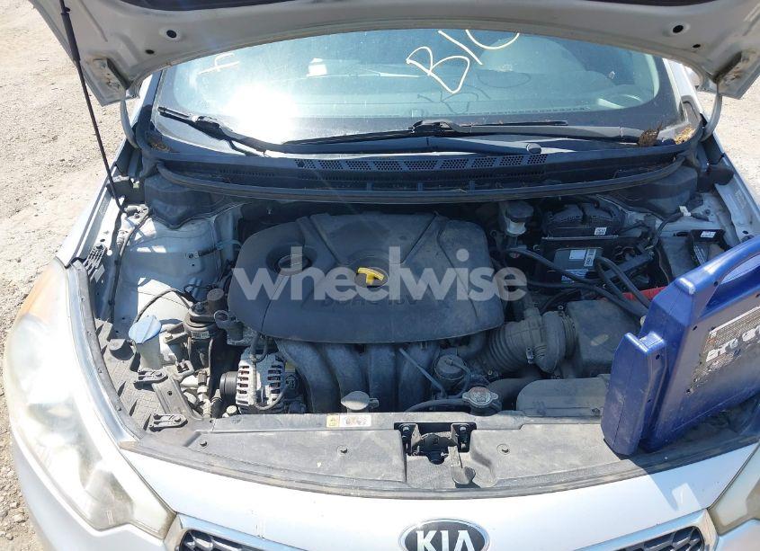 Photo 10 of 2015 Kia Forte LX (VIN KNAFX4A61F5351055)