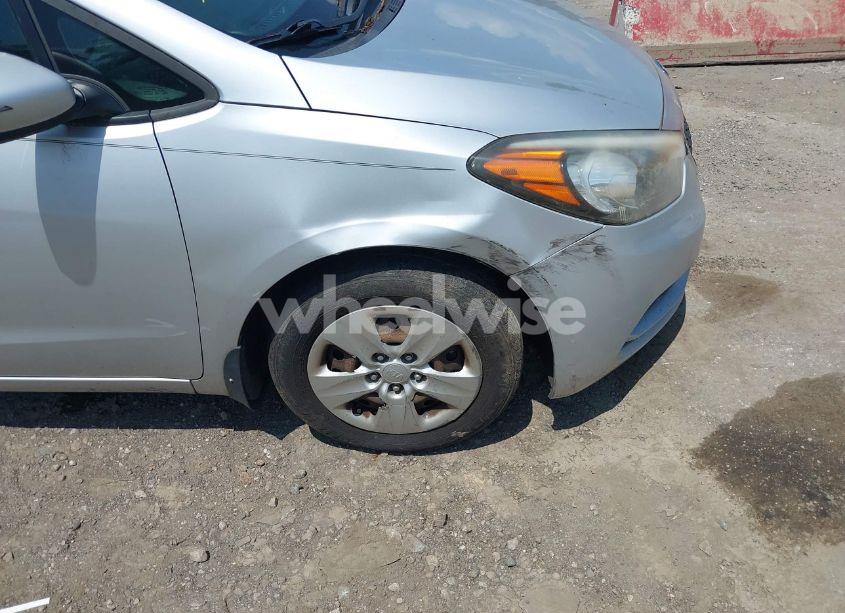 Photo 13 of 2015 Kia Forte LX (VIN KNAFX4A61F5351055)