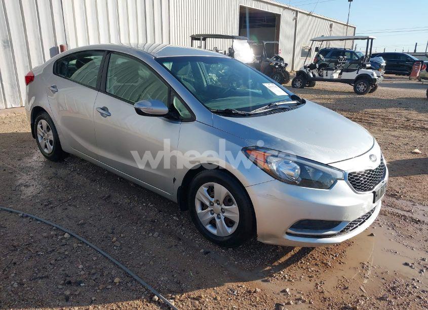 2015 Kia Forte LX (VIN KNAFX4A62F5287219) main photo