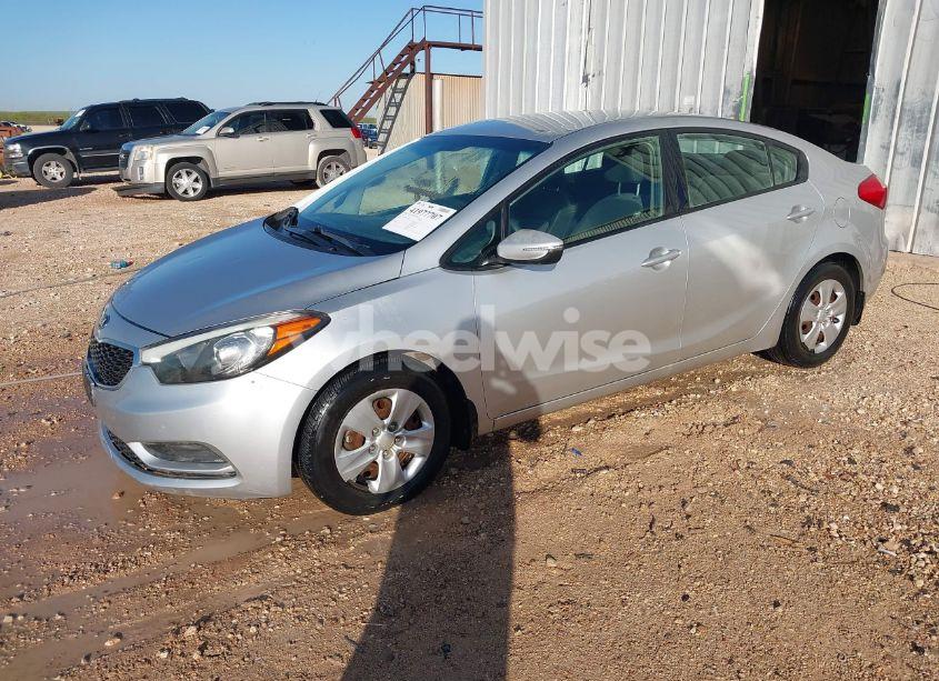 Photo 2 of 2015 Kia Forte LX (VIN KNAFX4A62F5287219)