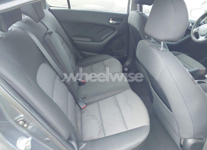 Photo 8 of 2015 Kia Forte LX (VIN KNAFX4A62F5362405)