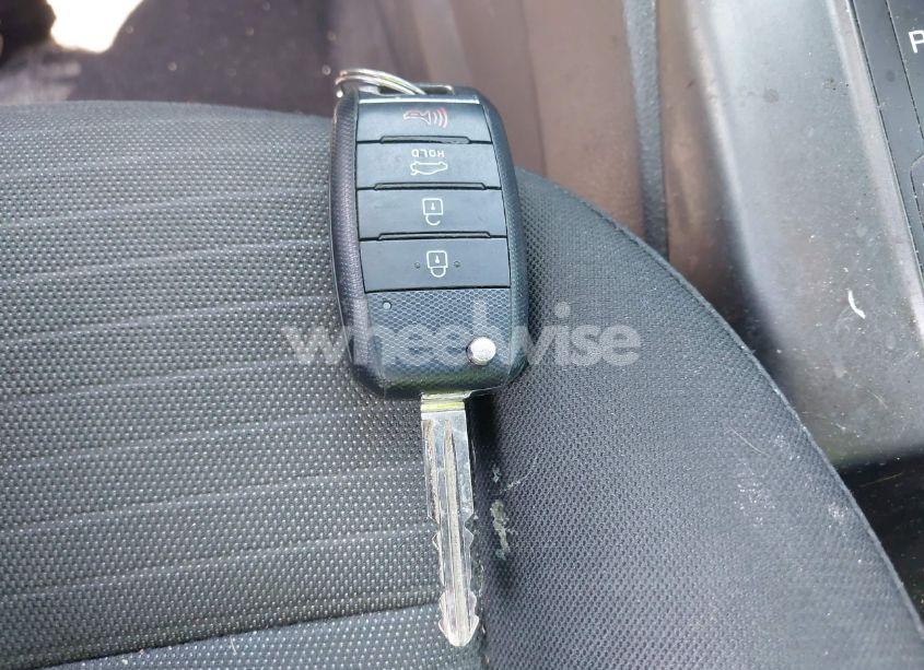 Photo 11 of 2016 Kia Forte LX (VIN KNAFX4A62G5478608)