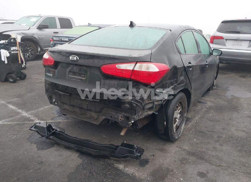 Photo 4 of 2016 Kia Forte LX (VIN KNAFX4A62G5532666)