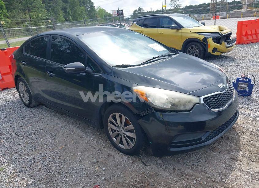 2014 Kia Forte LX (VIN KNAFX4A63E5126070) main photo