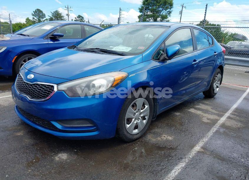 Photo 2 of 2015 Kia Forte LX (VIN KNAFX4A63F5313200)